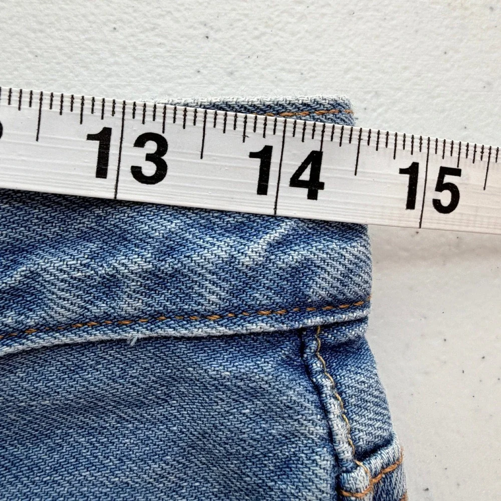 Levis 501 Original Cutoff Denim Shorts Size 28 Medium Wash Blue Excellent‎